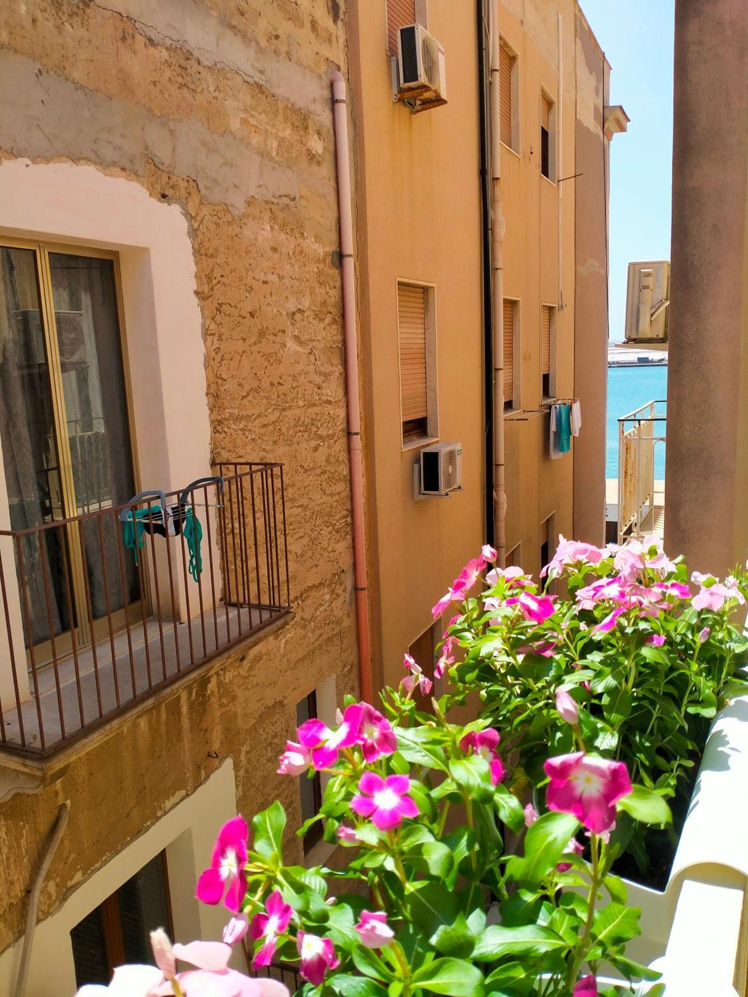 Appartement A Casa Tutti Bene à Trapani Extérieur photo